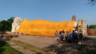 Ayutthaya - Wat Lokayasutharam