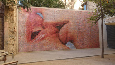 Barcelona - Kiss Wall