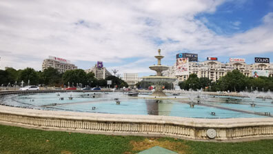 Bukarest - Springbrunnen vor dem Palast des Volkes