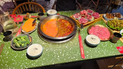 Chengdu - Huangchengba Muslim Beef Hot Pot