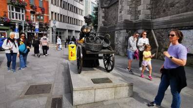 Dublin - Molly Malone Statue