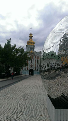 Kiew - Innenhof vom Höhlenkloster