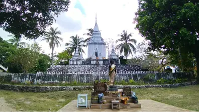 Koh Phangan - Wat Phu Khao Noi