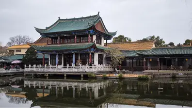 Kunming Green Lake Park -  Pavillion