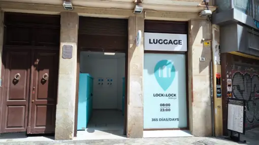 Malaga - Locker Room