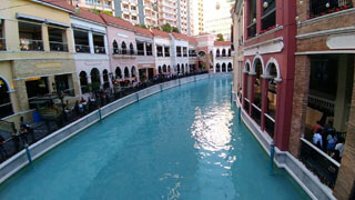 Manila - Venice Grand Mall