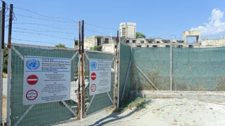 Nikosia - Durchgangstor zur UN Schutzzone