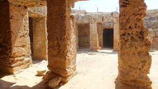 Paphos - unterirdische Grabkammern 