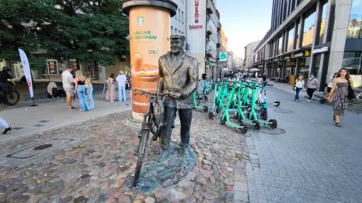 Poznan - Skulptur "Stary Marych Monument"