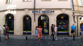 Prag - Apple Museum