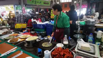 Seoul - Gwangjang Market