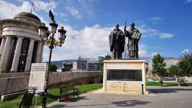 Skopje - Denkmal der Gebrüder Kyrill und Method