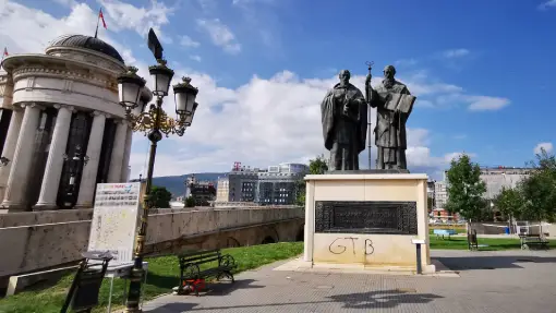 Skopje - Denkmal der Gebrüder Kyrill und Method