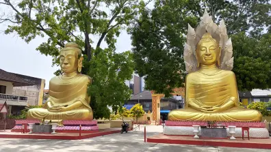 Surat Thani - Wat Trai Thammaram
