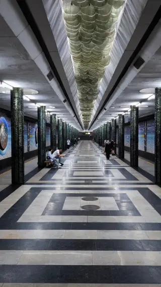 Metrostation Kosmonavtlar Taschkent - Metrostation Kosmonavtlar