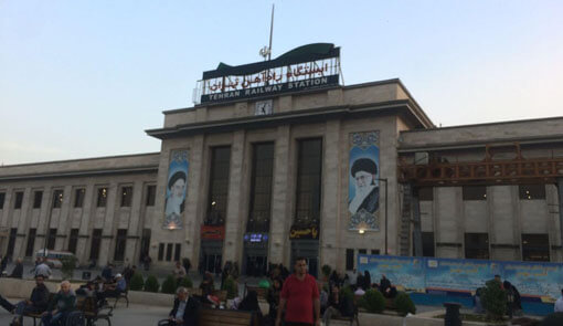 Teheran - Haupteingang Bahnhof Teheran