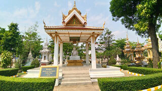 Vientiane - Schrein im Wat Si Saket