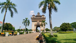 Vientiane - Patuxai Triumphbogen